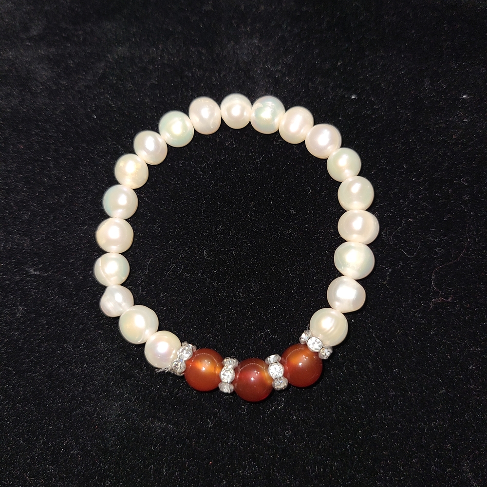 White Freshwater Pearl with Red Agate Stone Stretch Bracelet